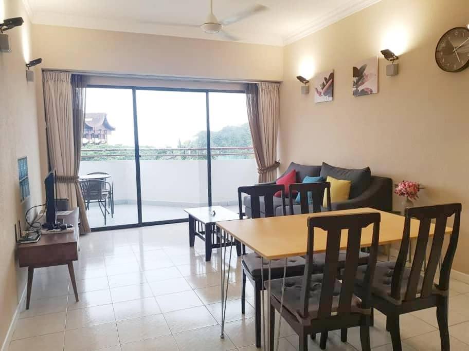 Poolview Resort Batu Ferringhi 502 - 2 Rooms Exteriör bild